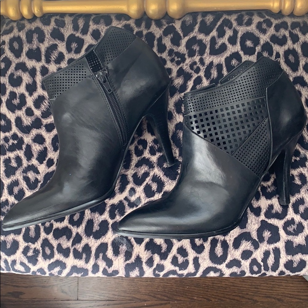 🖤 🎸Sexy Black Booties